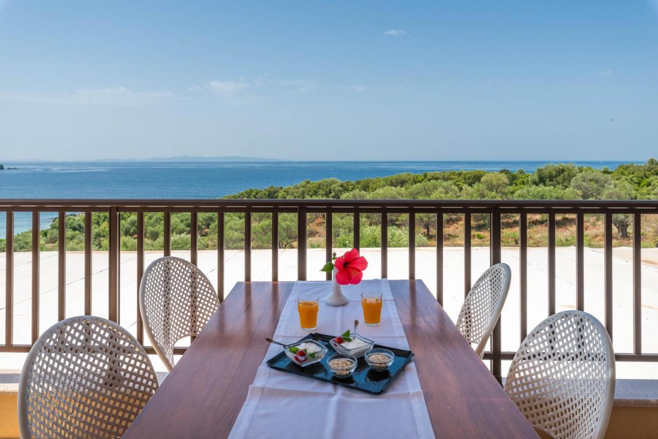 3Aktes Suites & Studios Сивота Экстерьер фото