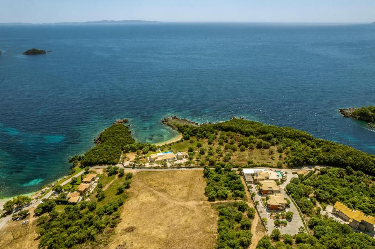 3Aktes Suites & Studios Сивота Экстерьер фото