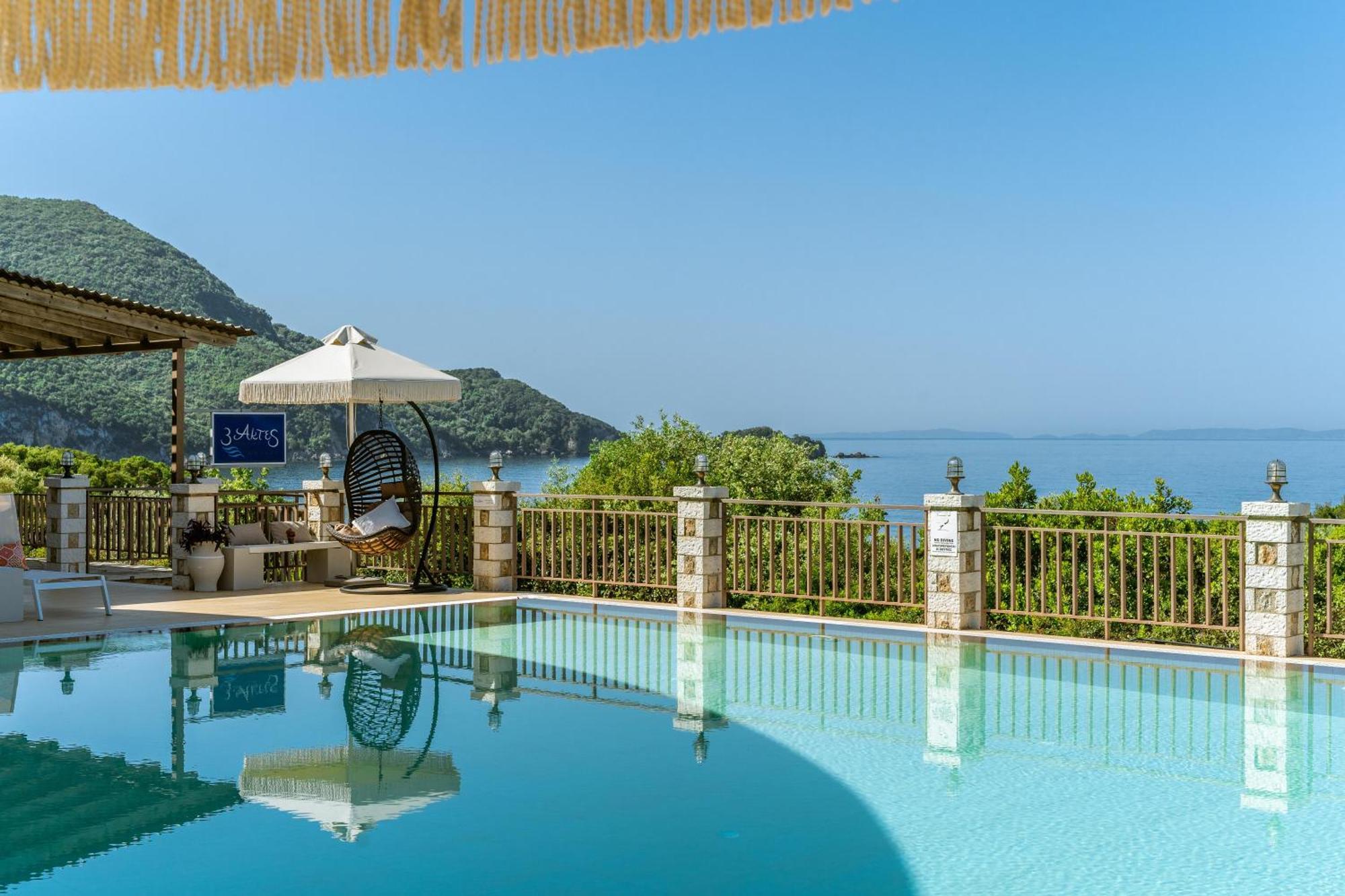 3Aktes Suites & Studios Сивота Экстерьер фото