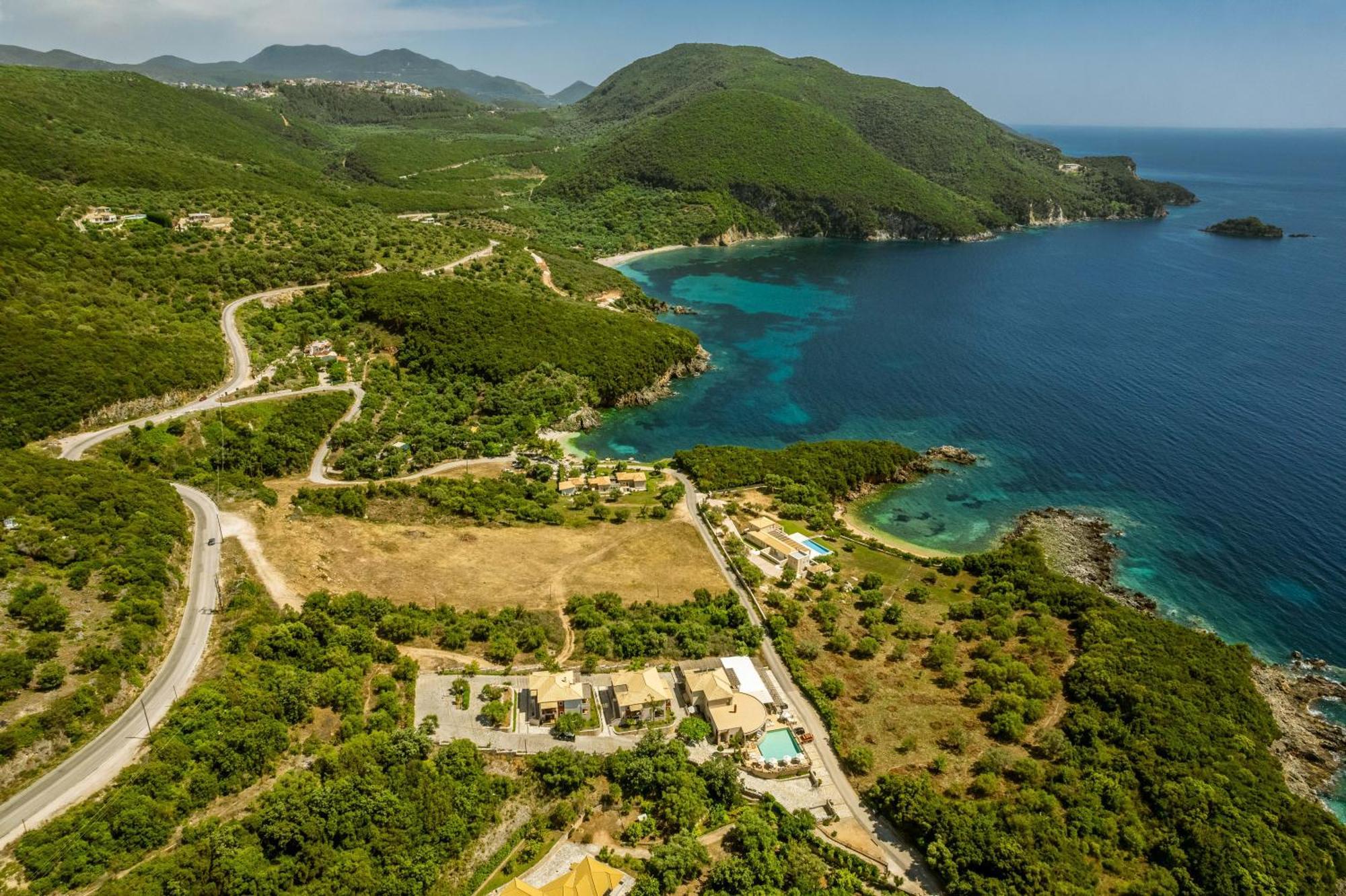 3Aktes Suites & Studios Сивота Экстерьер фото